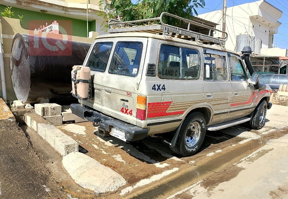 تۆیۆتا لاند کروزەر